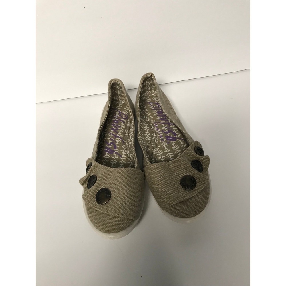 Blowfish canvas flat‎ size 6.5 tan slip on